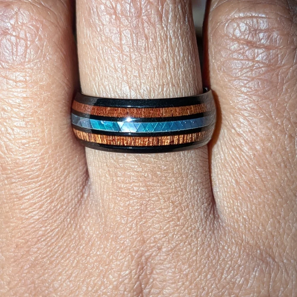 Men's edgy wood grain ring sz 7